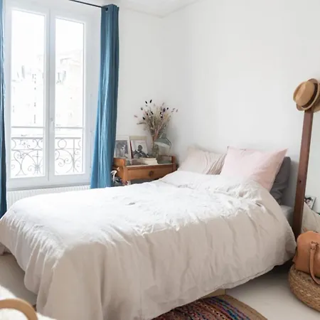 Magnificent 35M Ideal For Couple In Paris Daire Paris